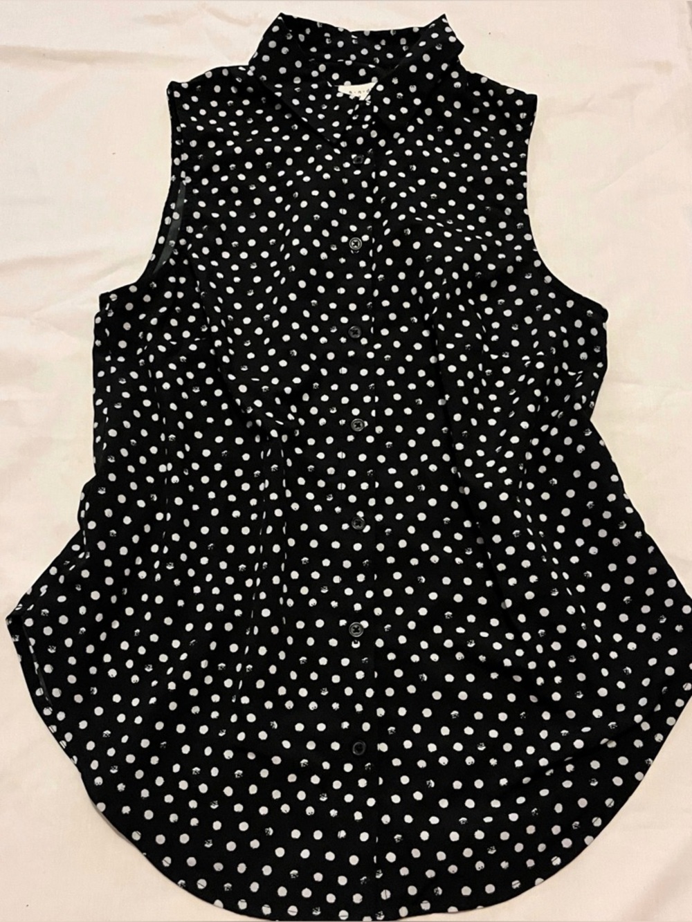 A New Day Black White Polka Dot Sleeveless Button Front Blouse - Size XS
